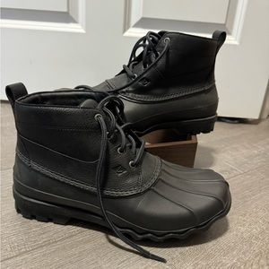 Men’s sperry boots